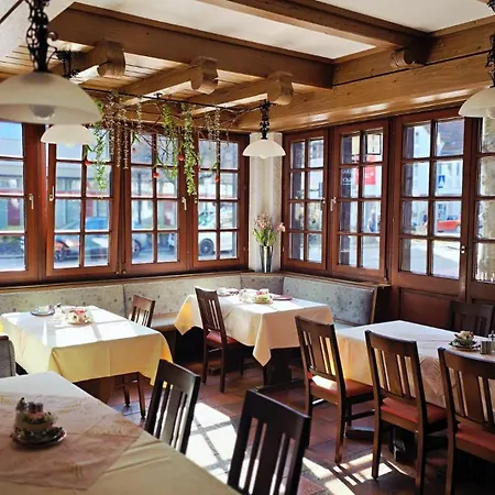 Hotel Gaestehaus Koenig Weinstadt