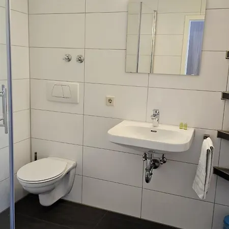 Gaestehaus Koenig * Weinstadt